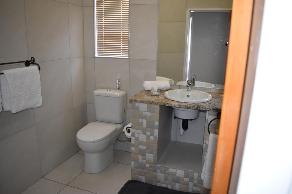 Goedgedacht Guestrooms Potchefstroom Luaran gambar