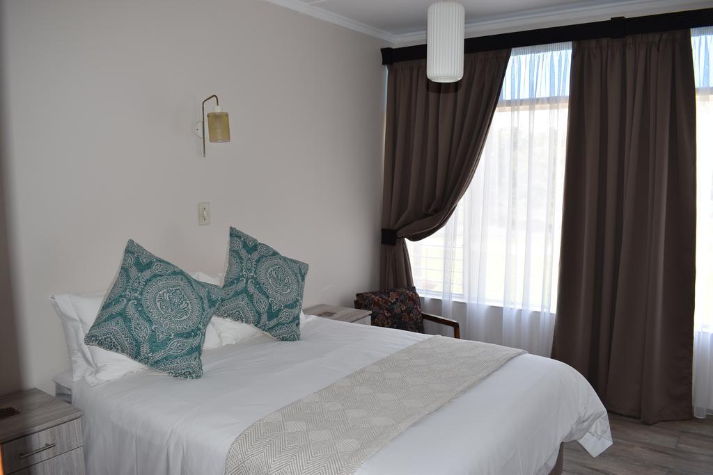 Goedgedacht Guestrooms Potchefstroom Luaran gambar